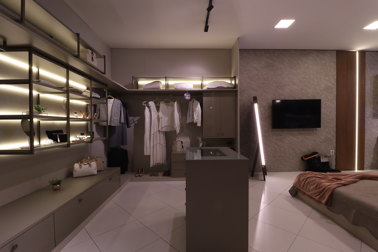 Closet integrado ao dormitório